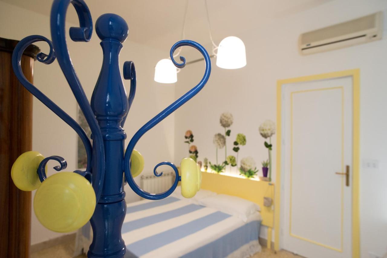 Ferienwohnung Emiolia Milazzo Exterior foto